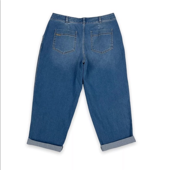 NWT Michael Kors Carrot Pleated Front Tapered Oversized Mom Jeans Size 12 - Picture 2 of 10